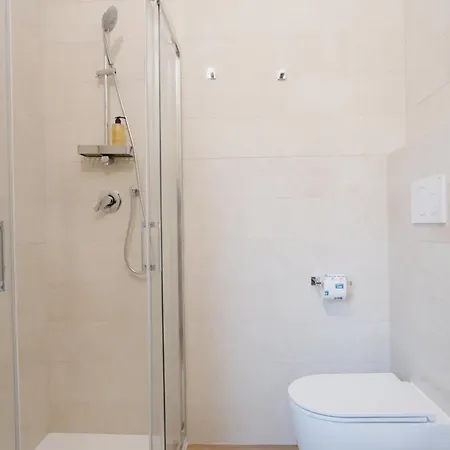 Amas Loft Station Πανσιόν 3*